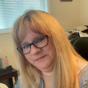 Meet your Posher, Heidi